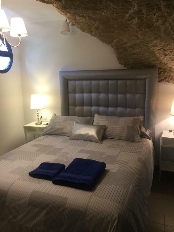 Casa Cueva Un Rincon En La Roca Villa Setenil De Las Bodegas ภายนอก รูปภาพ